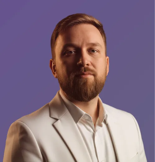 Антон Павлов